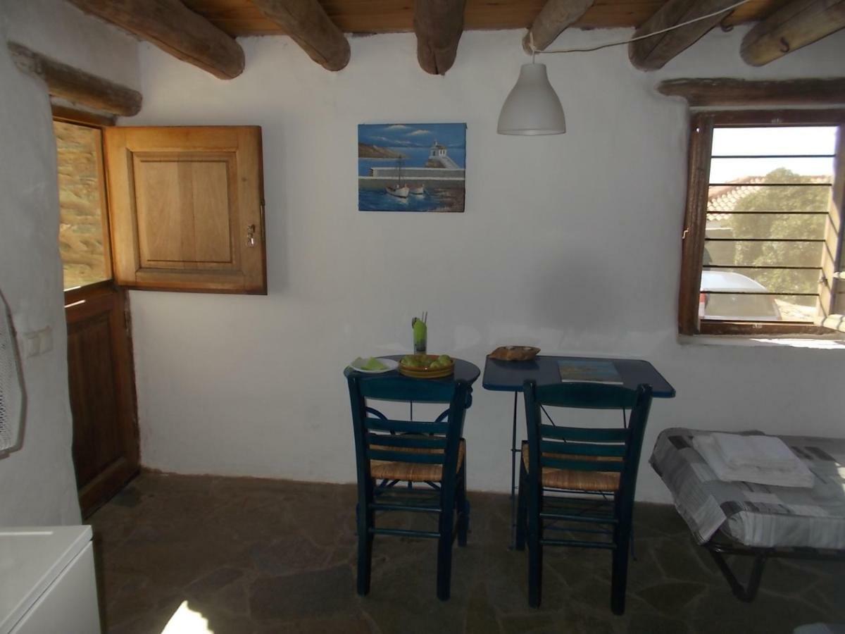 Cyclades Olive Museum'S Guest House Pitrofos エクステリア 写真
