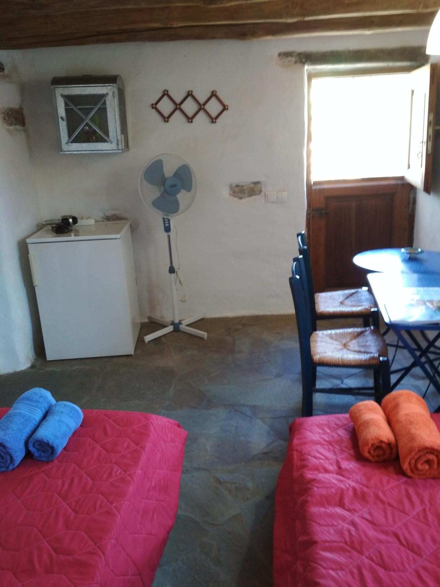 Cyclades Olive Museum'S Guest House Pitrofos エクステリア 写真