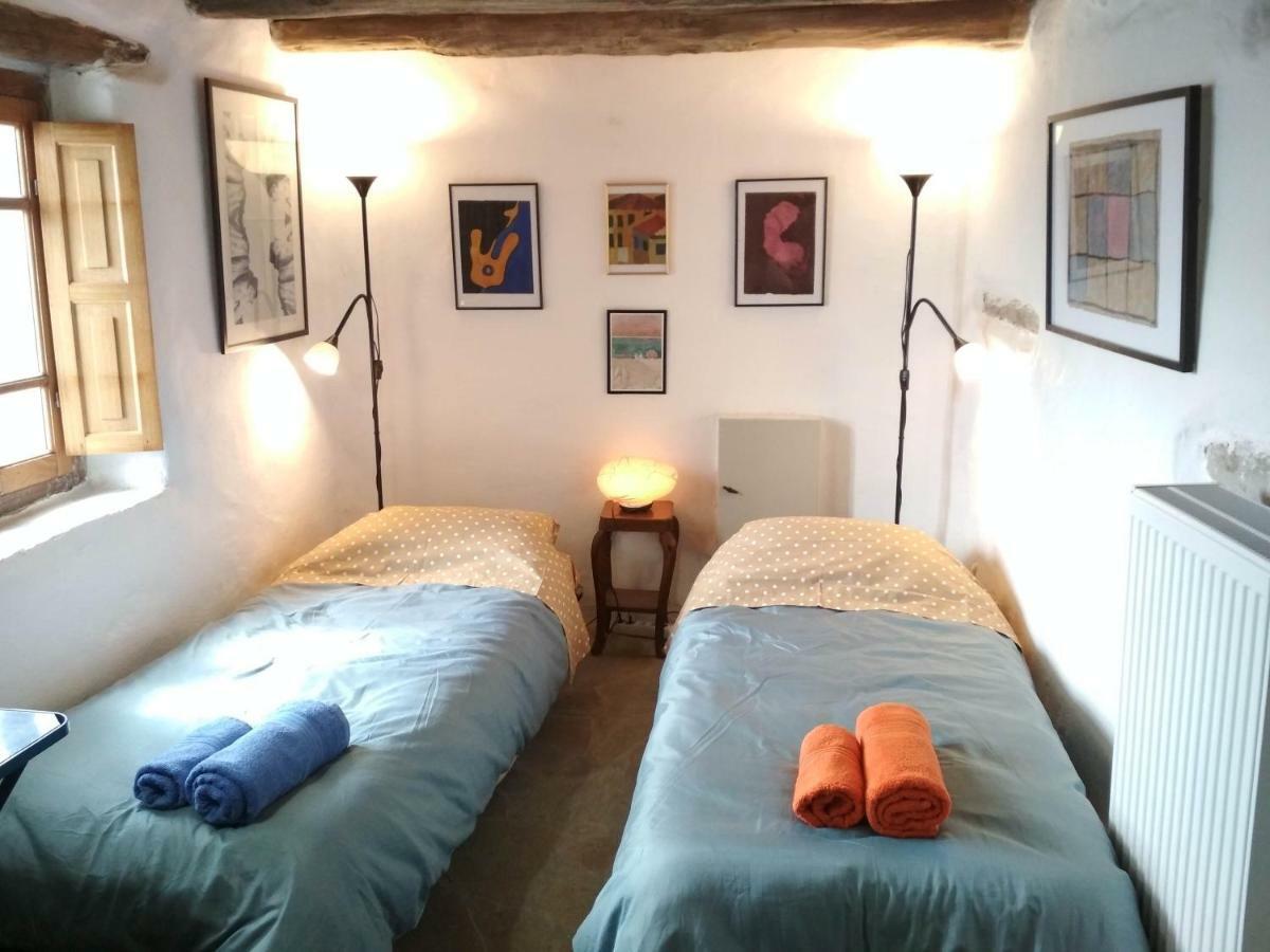 Cyclades Olive Museum'S Guest House Pitrofos エクステリア 写真