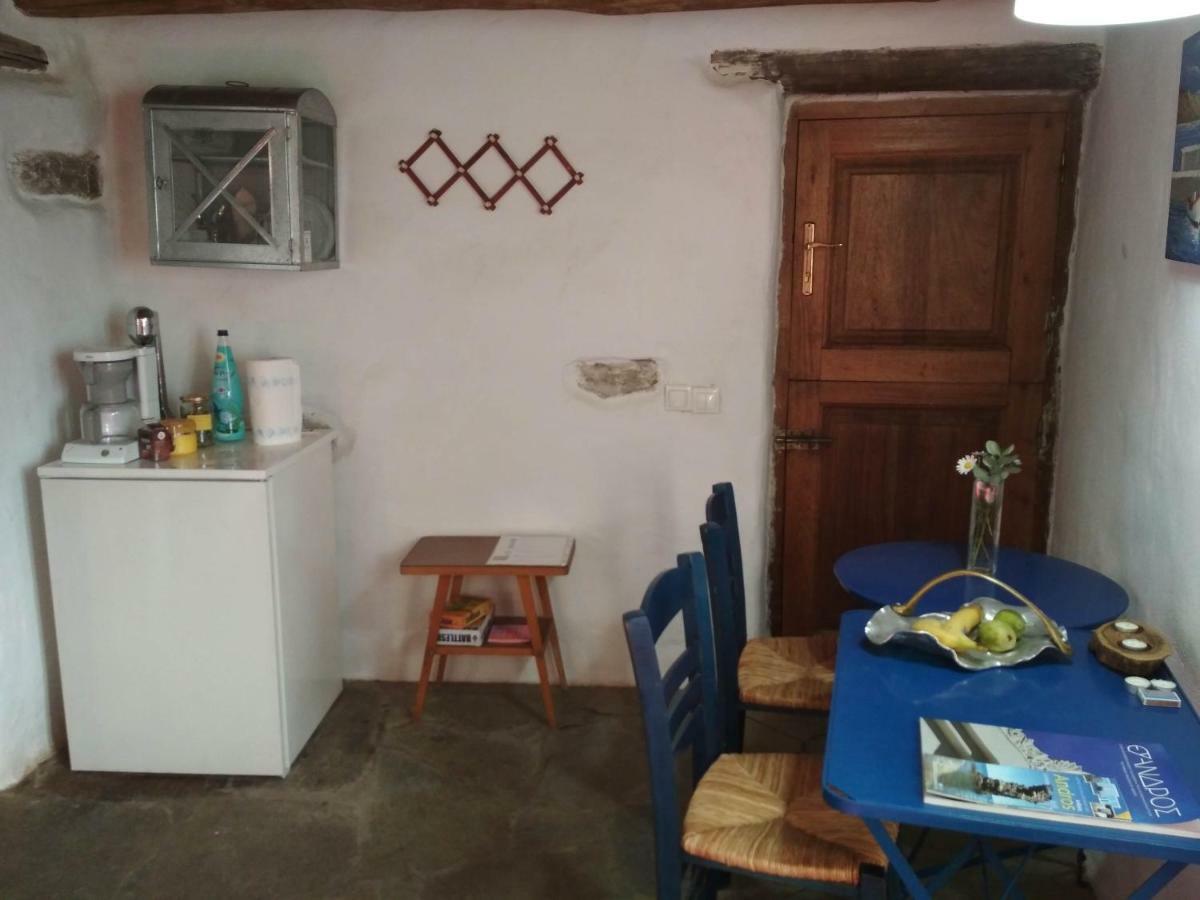 Cyclades Olive Museum'S Guest House Pitrofos エクステリア 写真
