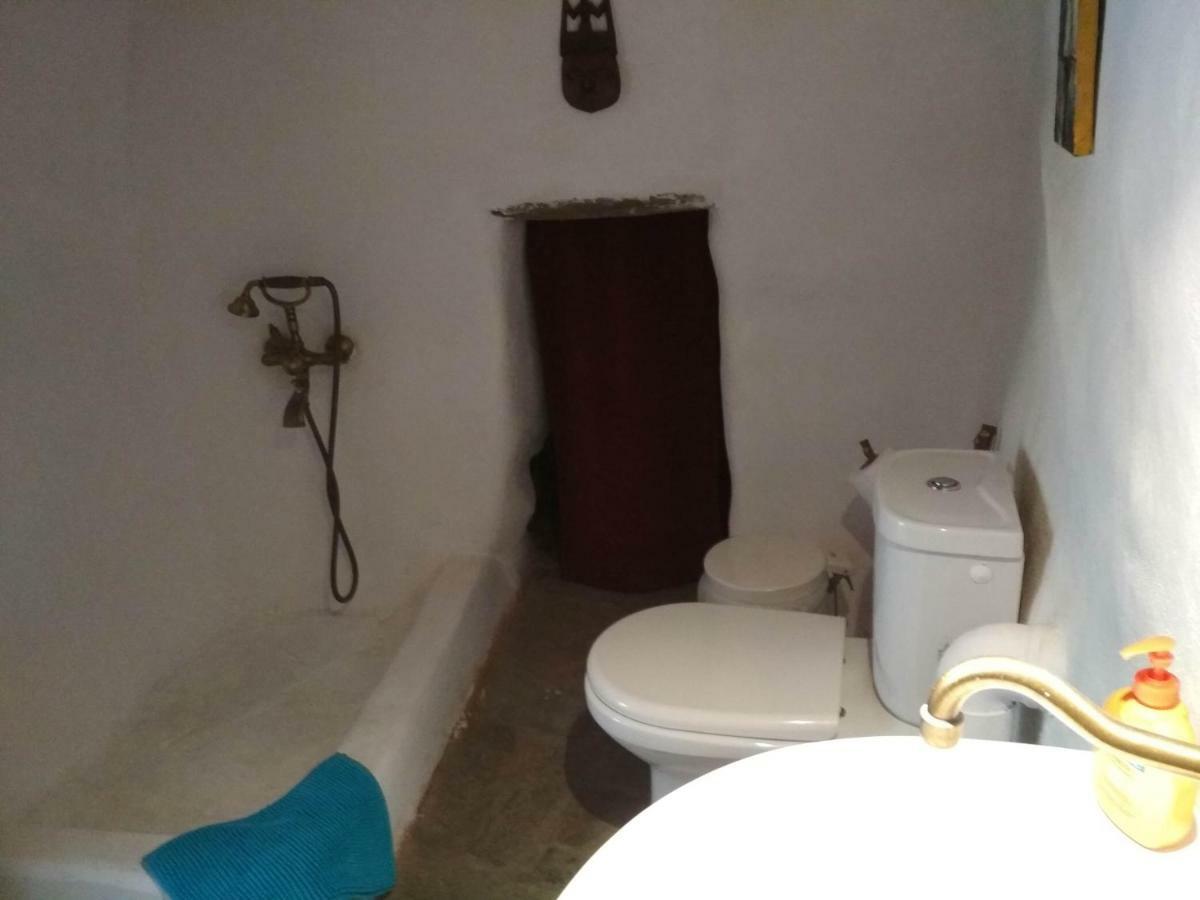 Cyclades Olive Museum'S Guest House Pitrofos エクステリア 写真